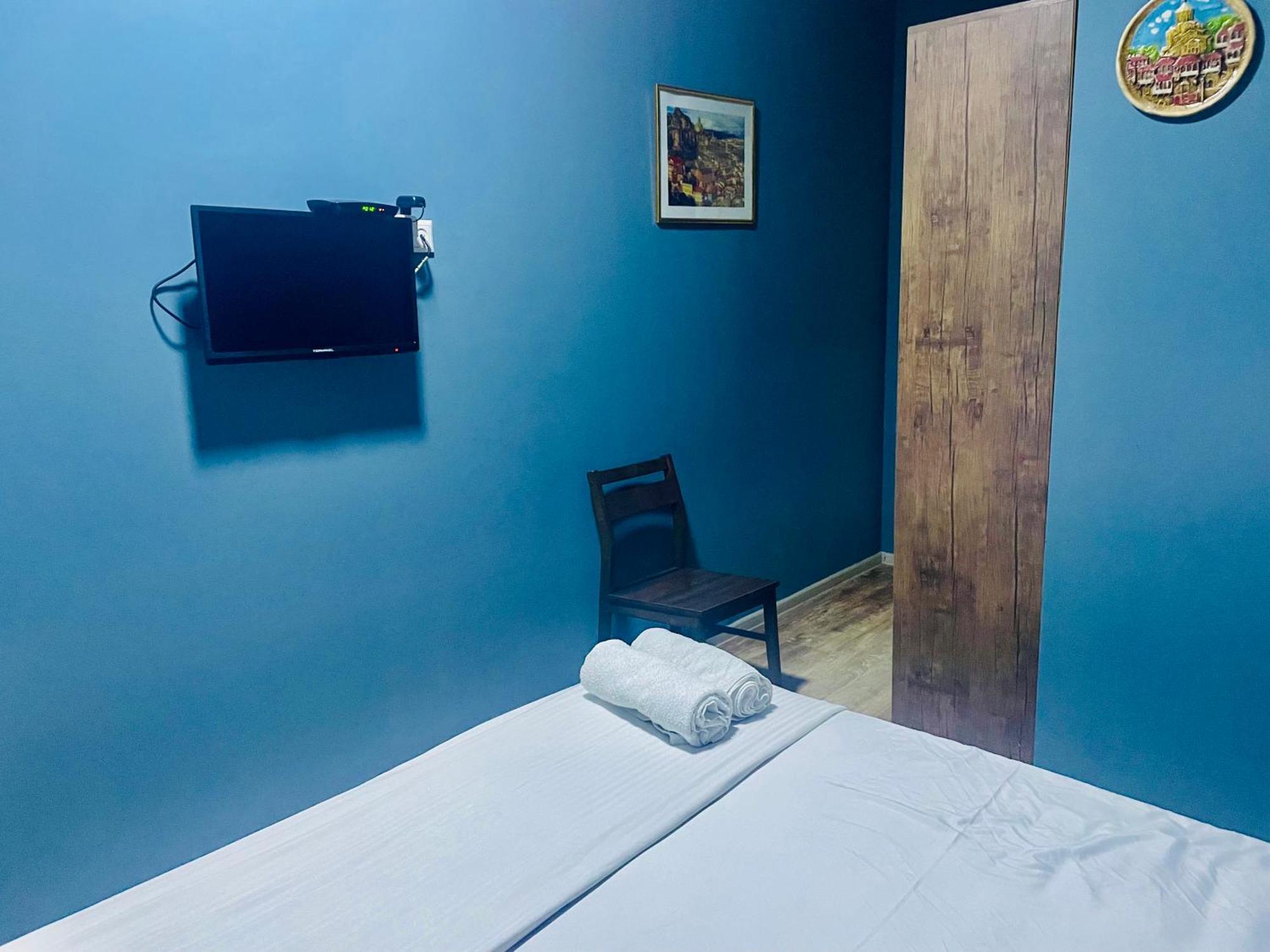 Hotel Klarastan Bon Voyage Tbilisi Bagian luar foto