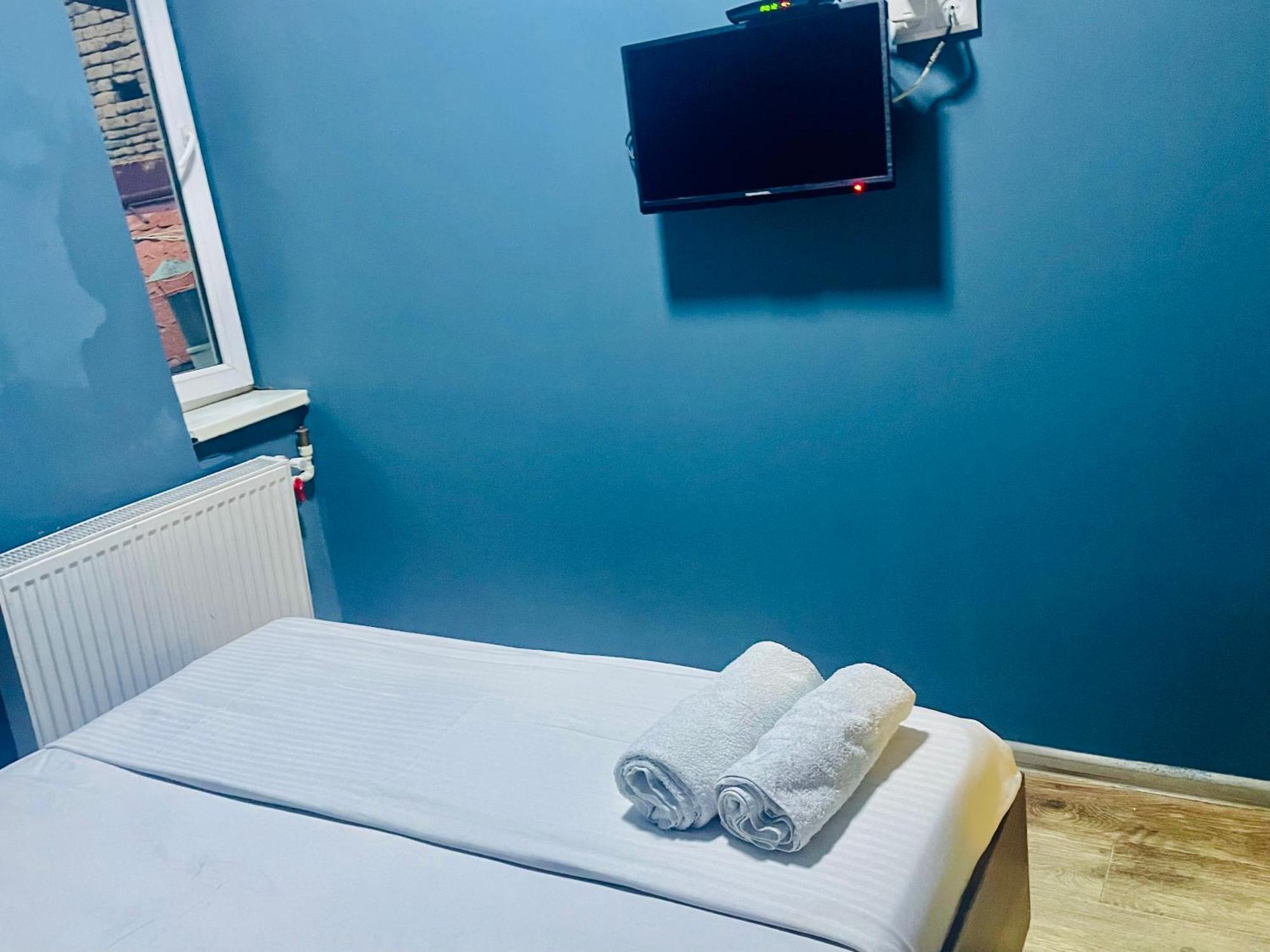 Hotel Klarastan Bon Voyage Tbilisi Bagian luar foto