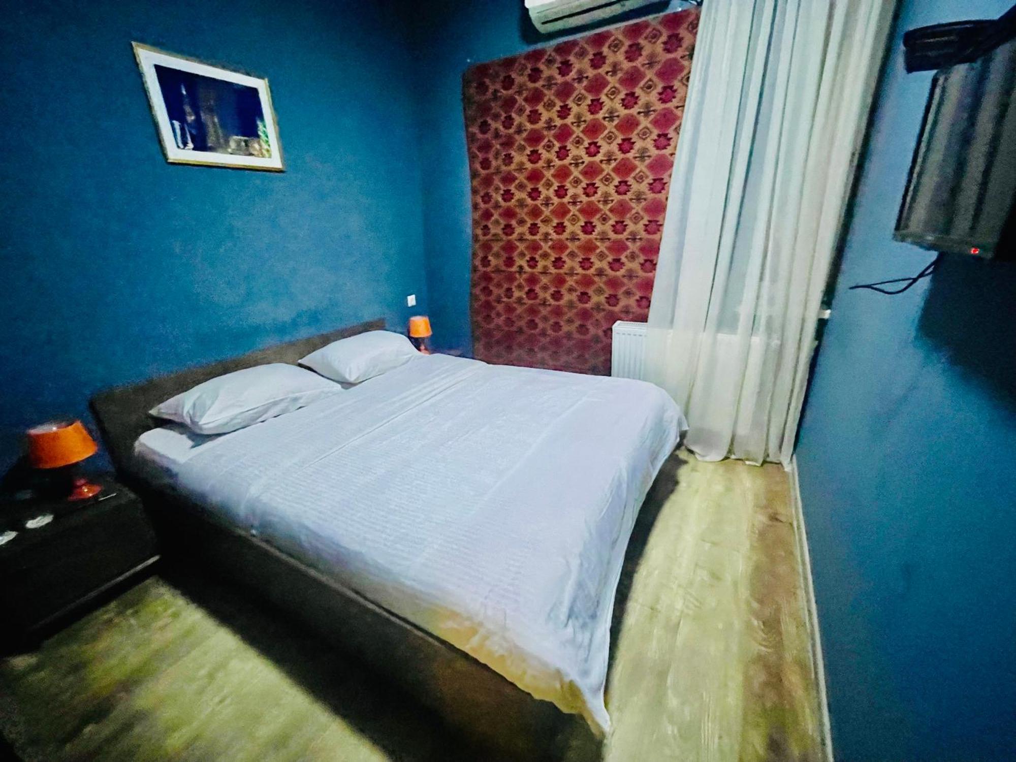 Hotel Klarastan Bon Voyage Tbilisi Bagian luar foto