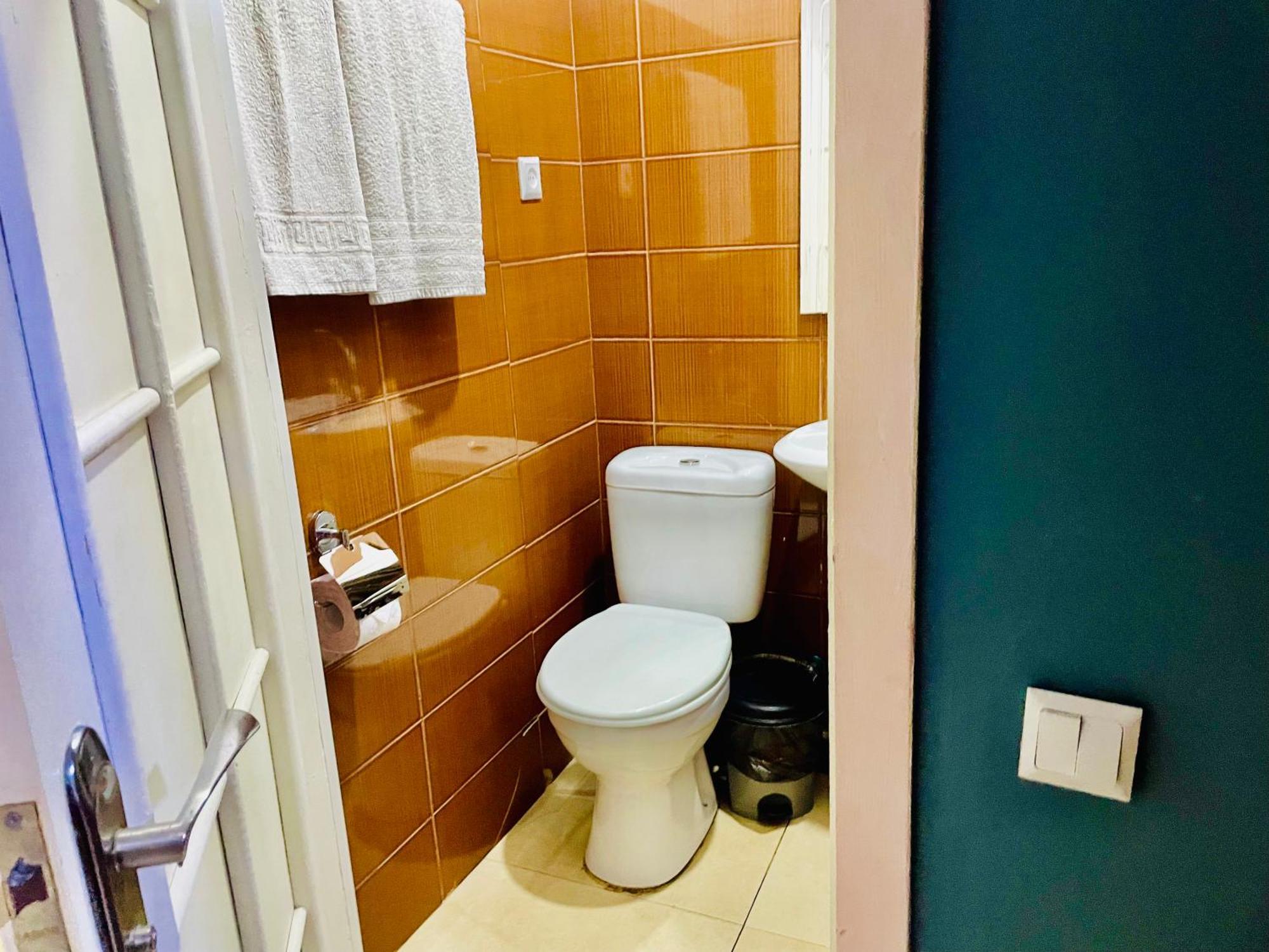 Hotel Klarastan Bon Voyage Tbilisi Bagian luar foto